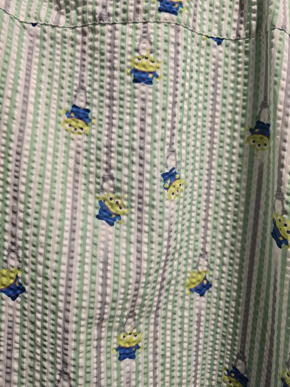 RSVLTS Pixar Toy Story Aliens Short-Sleeve Seersucker Shirt 3XL